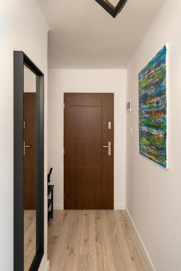Staymoovers - Ladne Mieszkanie W Poblizu Energylandii - Parking Затор Екстериор снимка